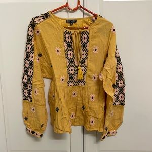 Yellow top shop top